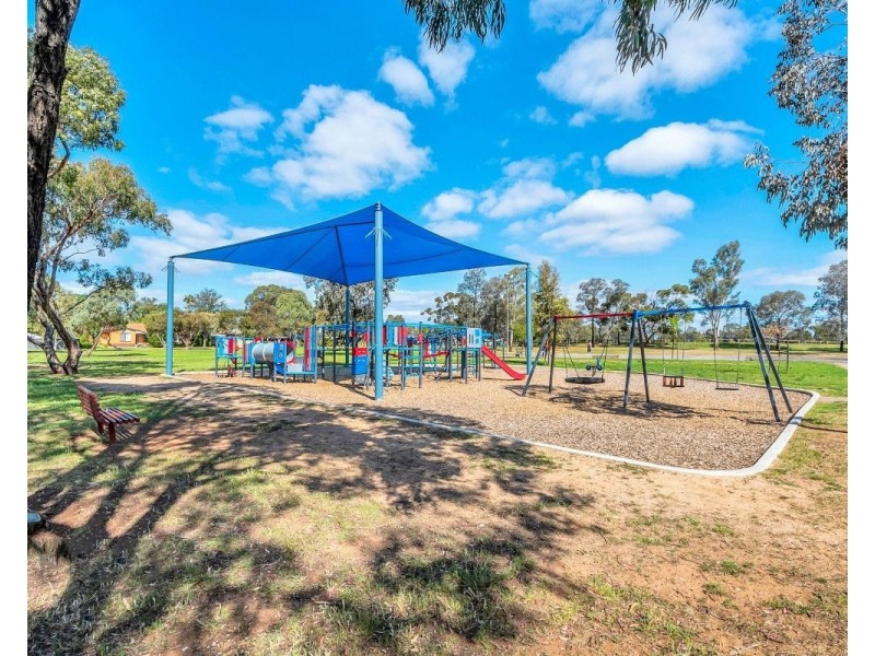 14 Kalina Avenue, Para Vista SA 5093