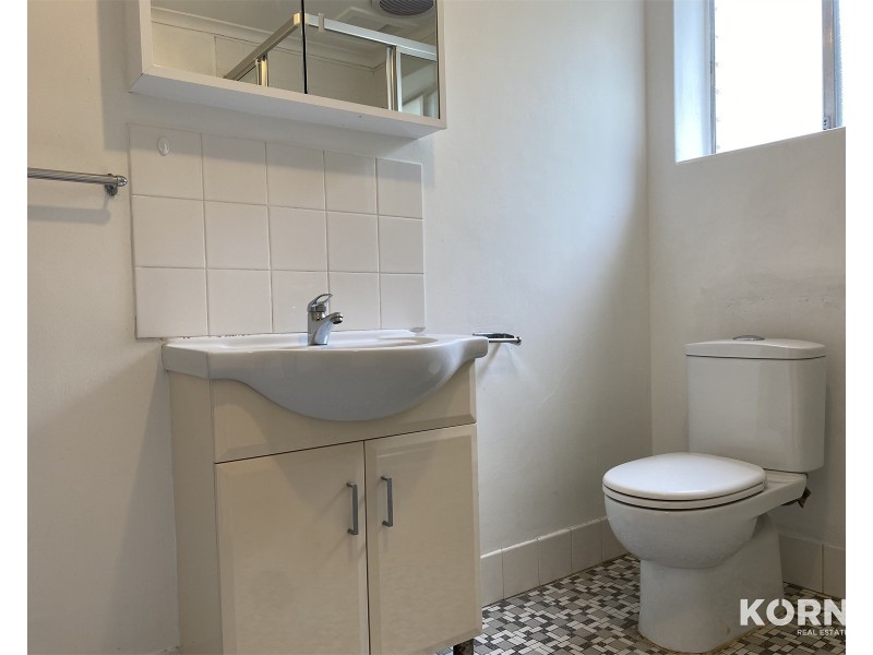 2/18 Burbank Ave, Bedford Park SA 5042