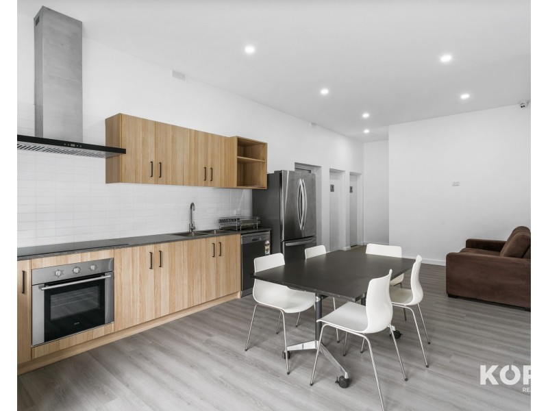 2/7 Logan Street, Adelaide SA 5000