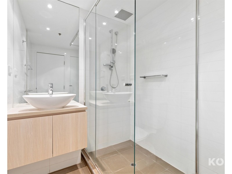 1101/10 Balfours Way, Adelaide SA 5000