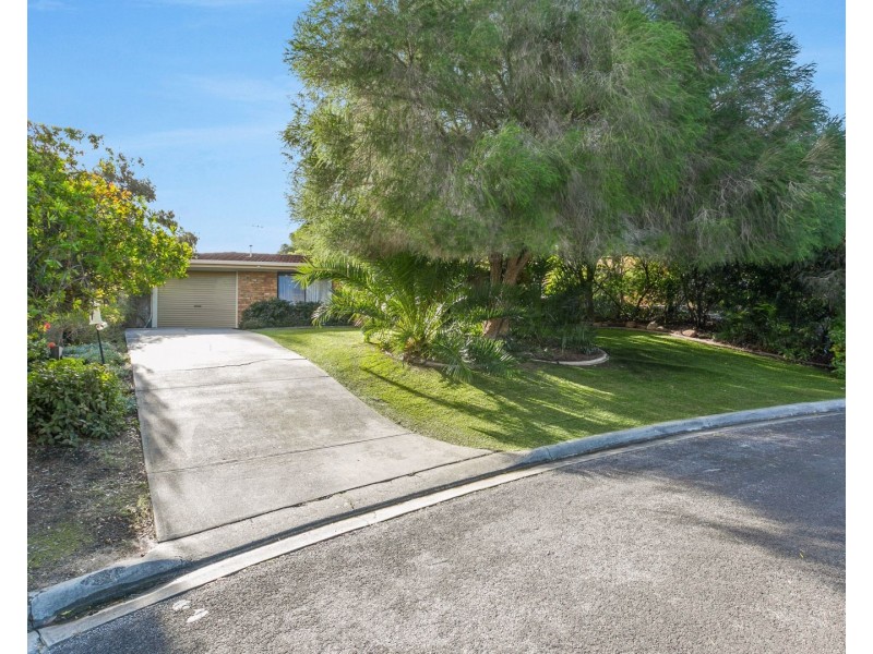 8 Rubin Crescent, Happy Valley SA 5159