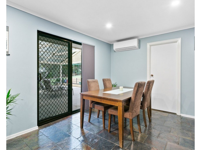 8 Rubin Crescent, Happy Valley SA 5159