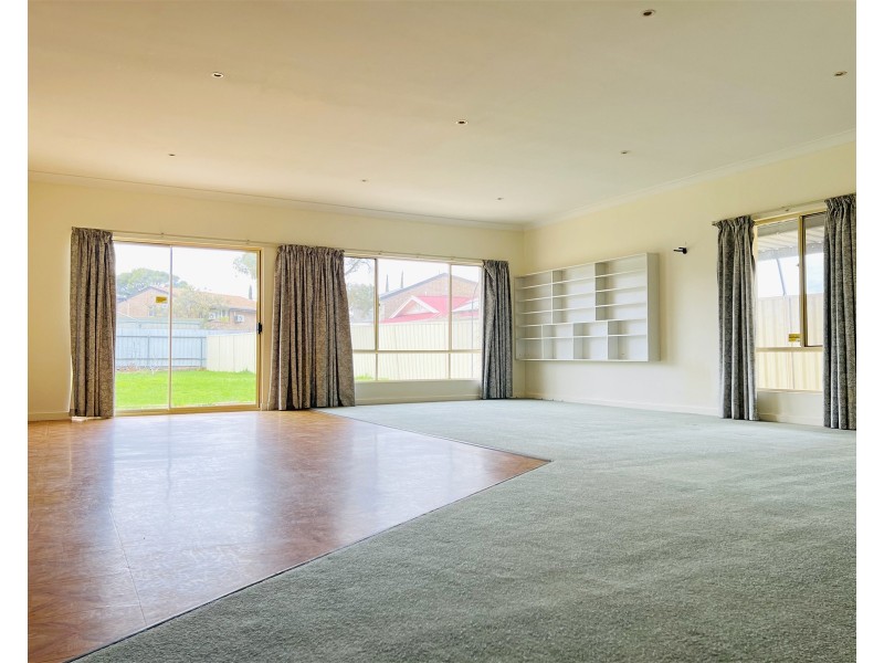 39 Adelaide Terrace, Ascot Park SA 5043