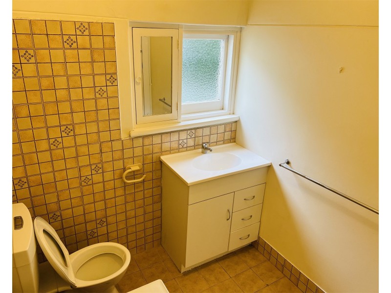 39 Adelaide Terrace, Ascot Park SA 5043