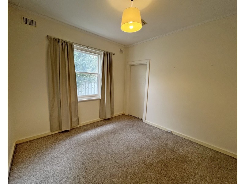 39 Adelaide Terrace, Ascot Park SA 5043