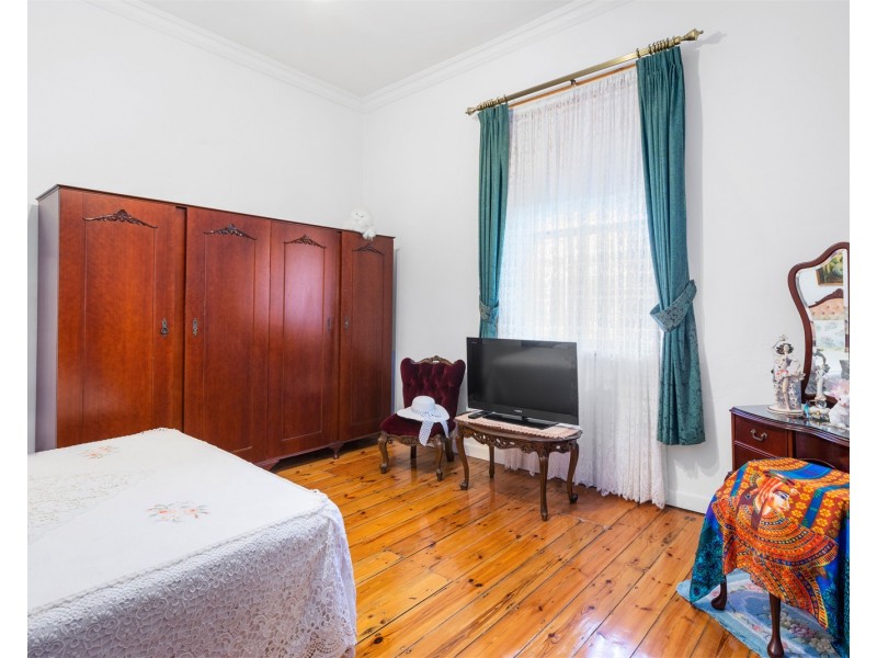 18 Myrtle Street, Prospect SA 5082