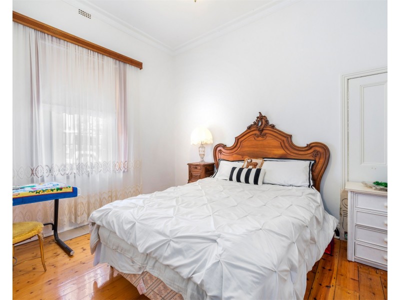 18 Myrtle Street, Prospect SA 5082