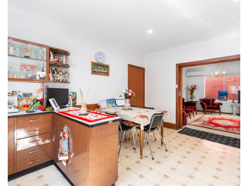 18 Myrtle Street, Prospect SA 5082