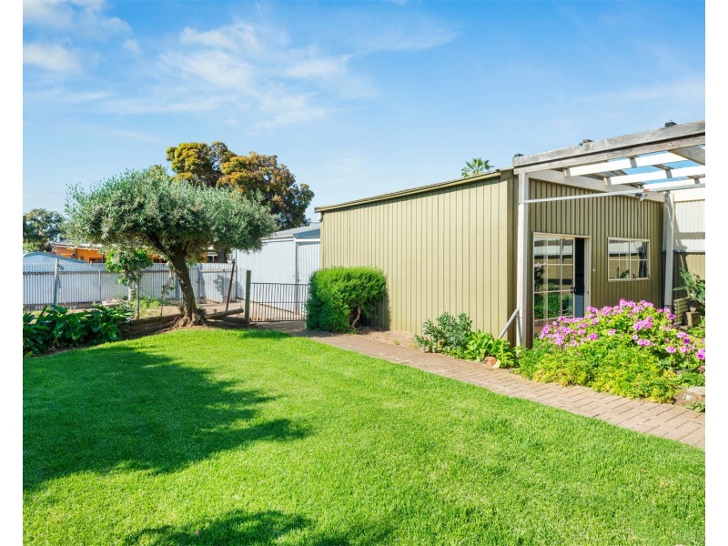 18 Myrtle Street, Prospect SA 5082