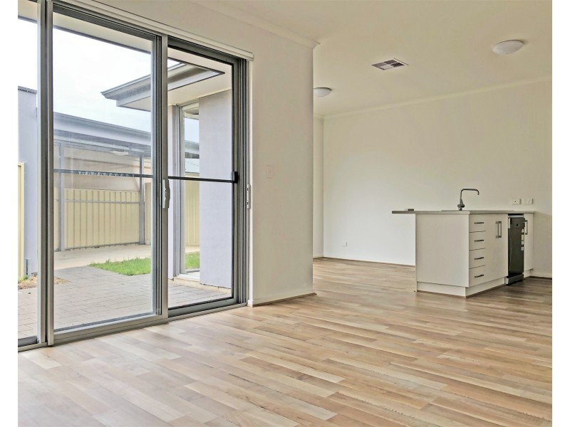 6E Miller Street, Seacombe Gardens SA 5047