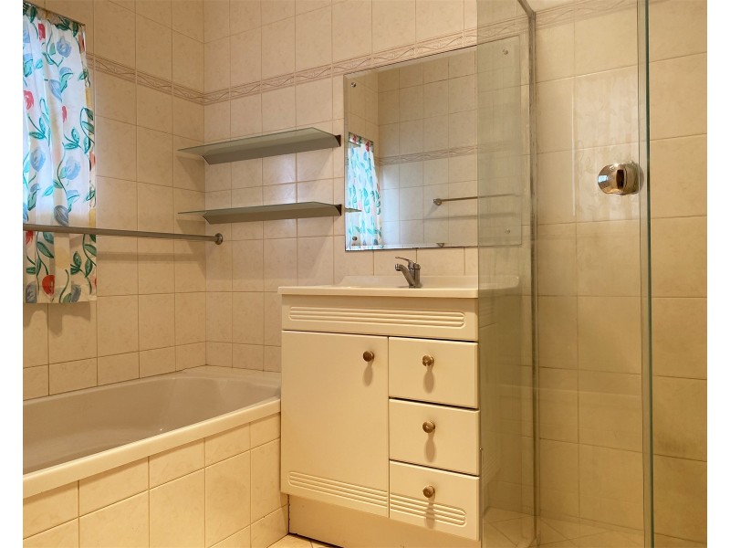 31 Oakleigh Road, Marion SA 5043