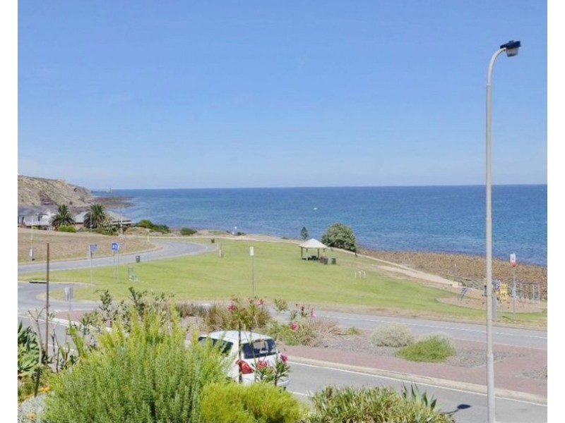 8 Heron Way, Hallett Cove SA 5158