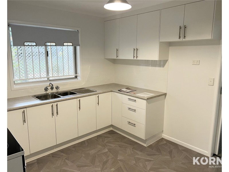 225 Lambert Road, Indooroopilly QLD 4068