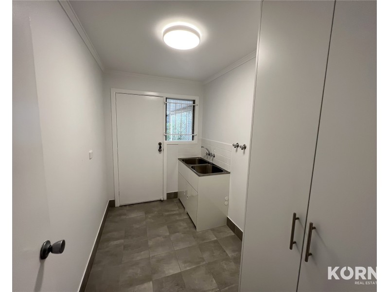 225 Lambert Road, Indooroopilly QLD 4068