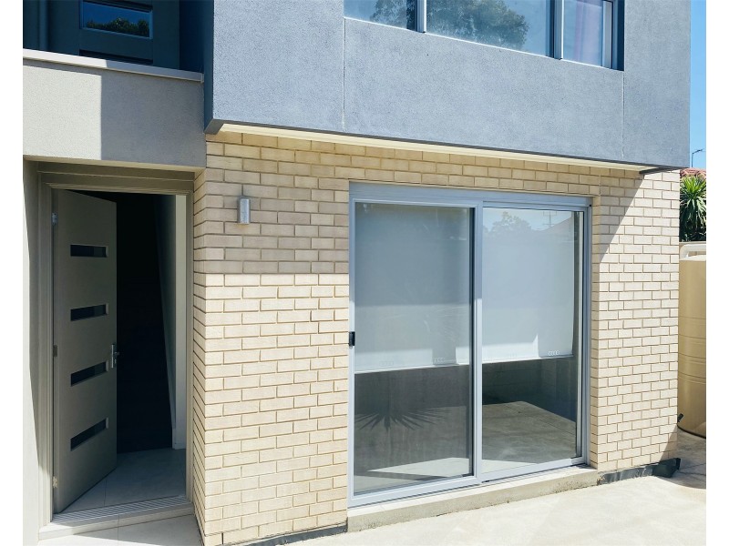 2/589 Lower North East Road, Campbelltown SA 5074