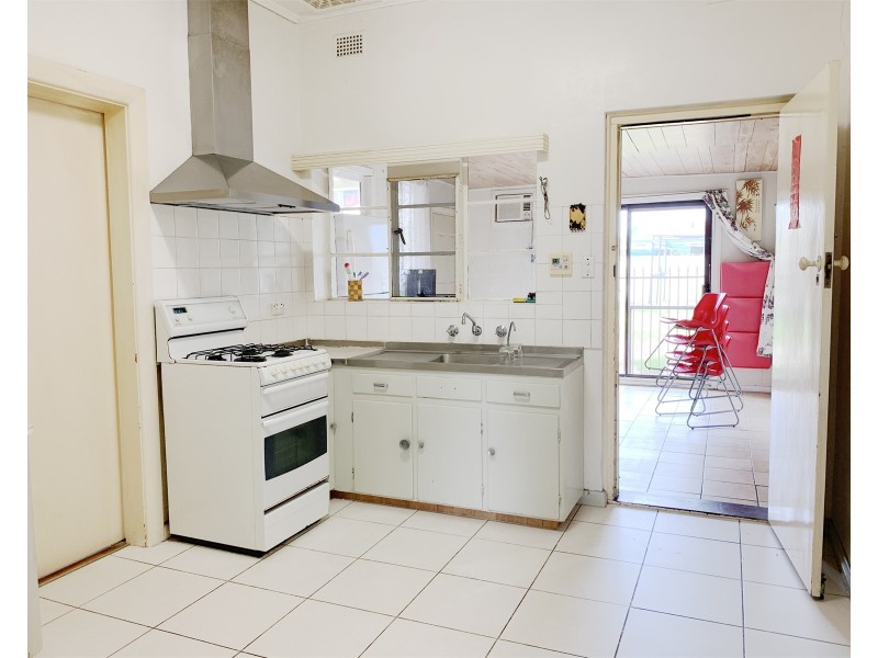 8 Passmore Street, West Richmond SA 5033