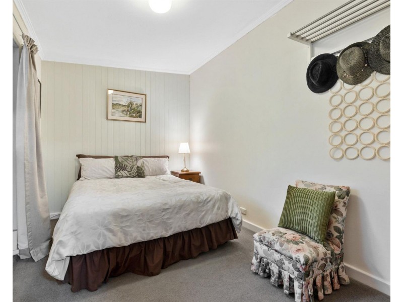 5 Fourth Avenue, Warradale SA 5046
