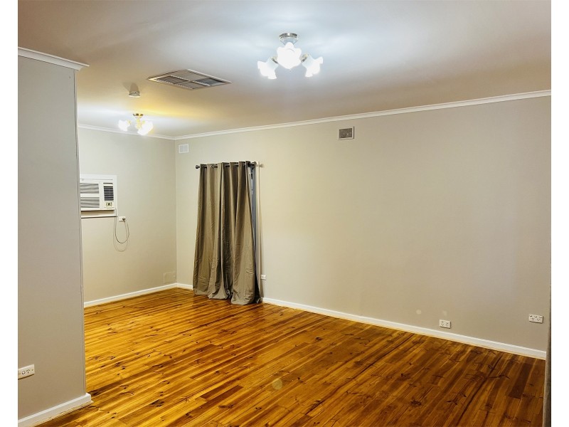 16 Crittenden Road, Smithfield Plains SA 5114