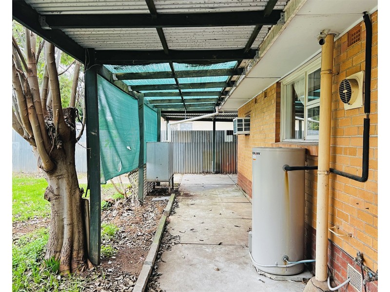 16 Crittenden Road, Smithfield Plains SA 5114