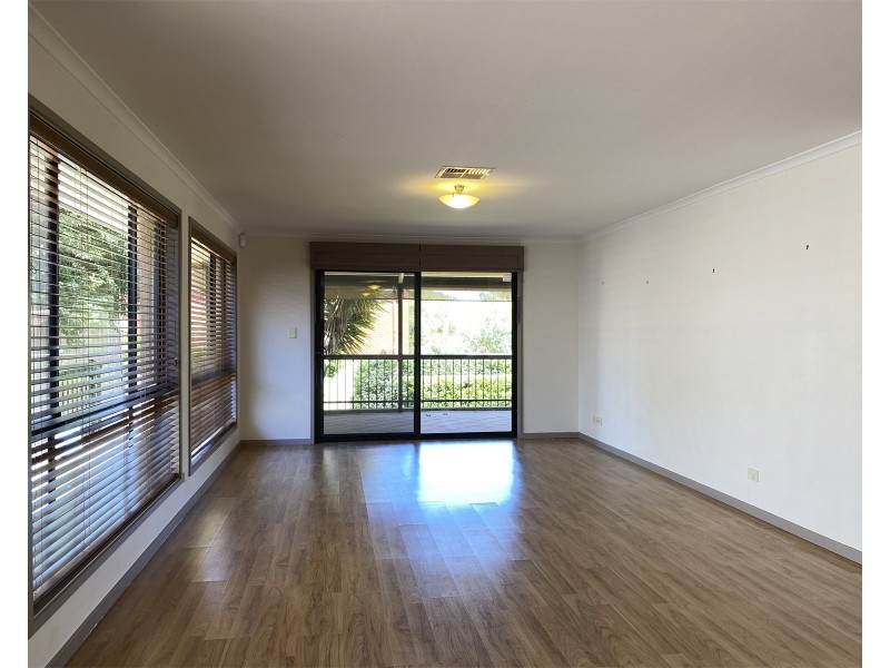12 Russell Street, Magill SA 5072