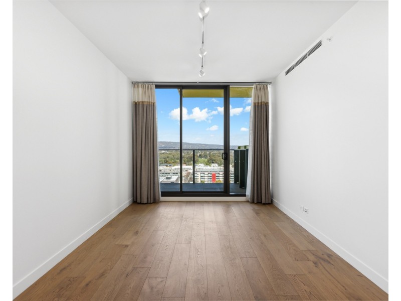 1407/29 Angas Street, Adelaide SA 5000