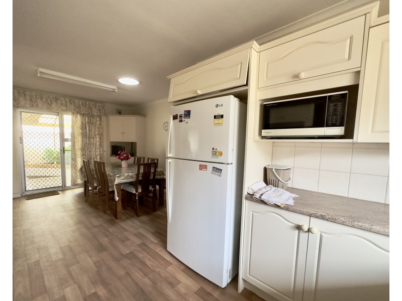 9 Radcliffe Avenue, Klemzig SA 5087