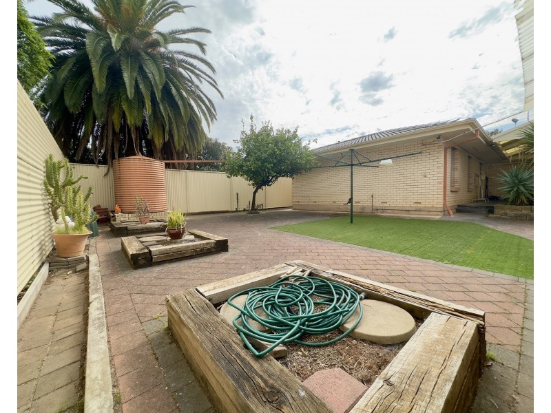 9 Radcliffe Avenue, Klemzig SA 5087