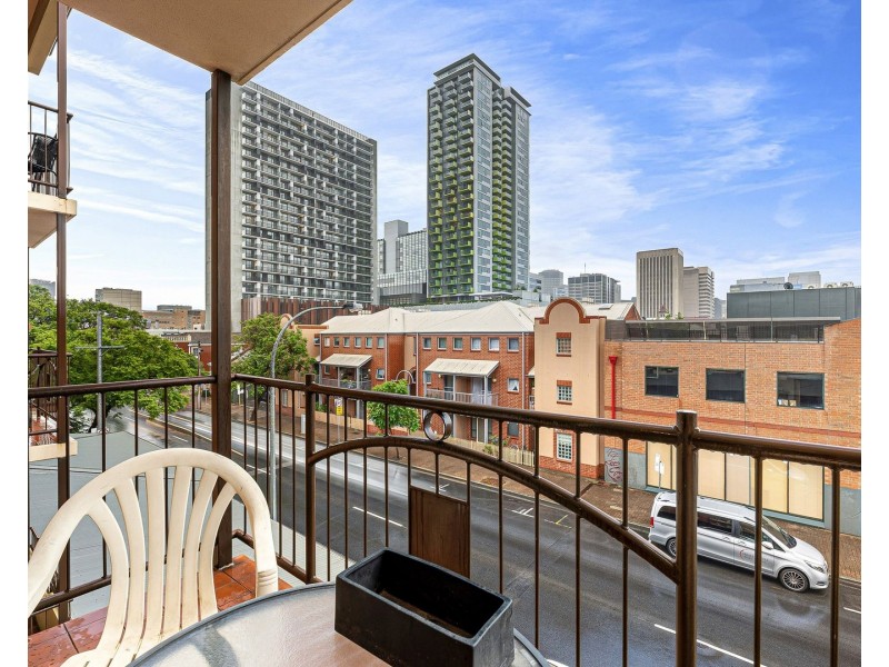 18/81 Carrington Street, Adelaide SA 5000