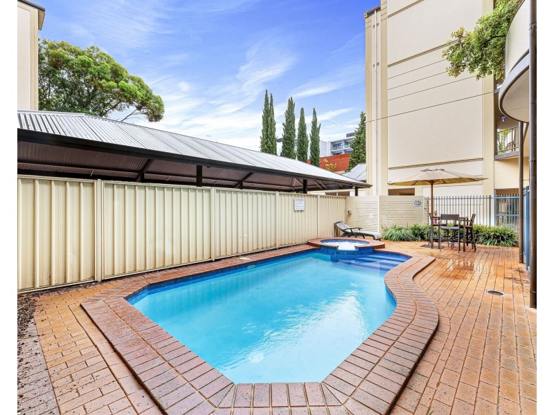 18/81 Carrington Street, Adelaide SA 5000
