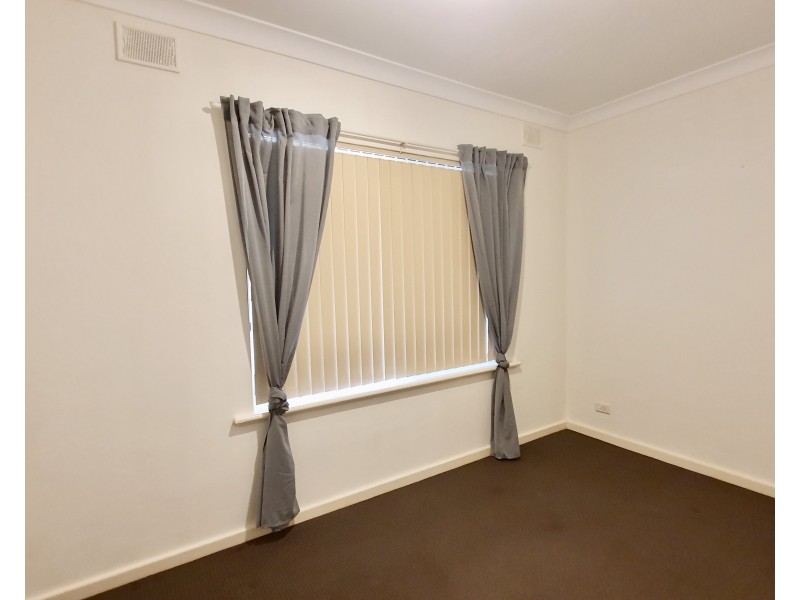 2/835 Grand Junction Road, Valley View SA 5093