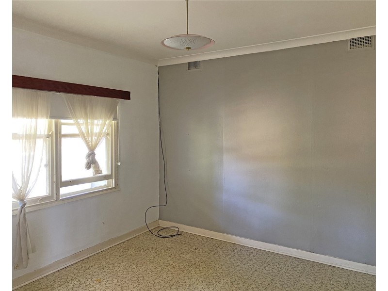 35 Wilpena Terrace, Kilkenny SA 5009