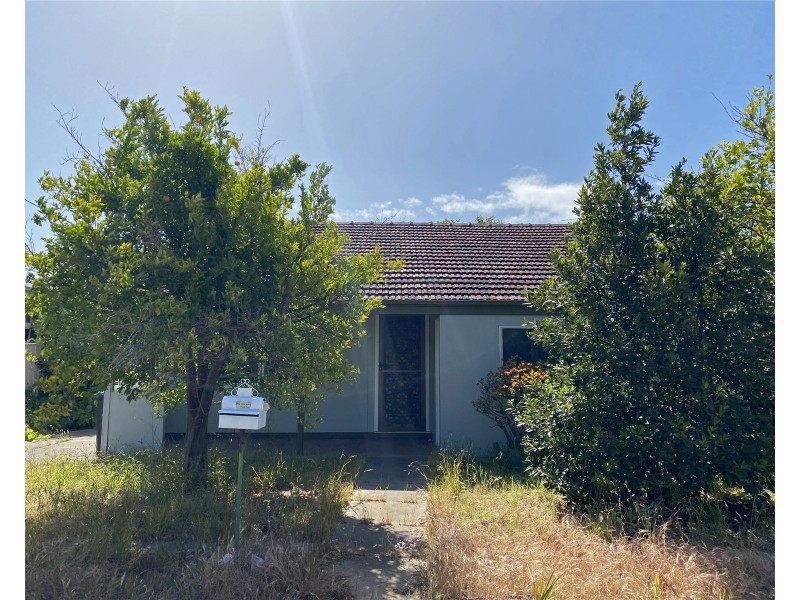 35 Wilpena Terrace, Kilkenny SA 5009