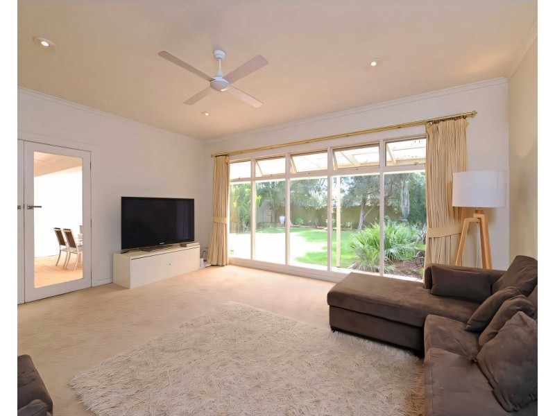 81 Pine Avenue, Glenelg North SA 5045
