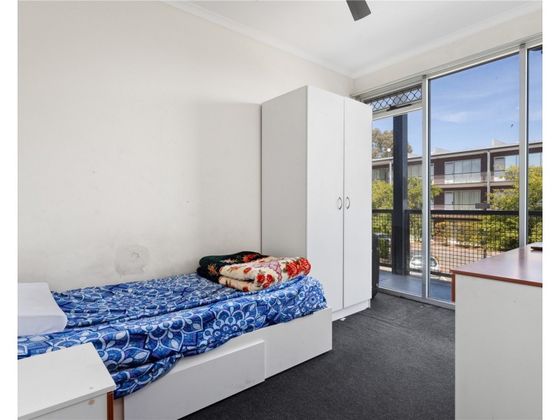 24/13 Yates Street, Mawson Lakes SA 5095