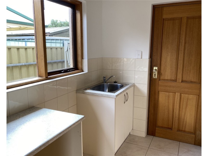 33 Hubbard Street, Beverley SA 5009