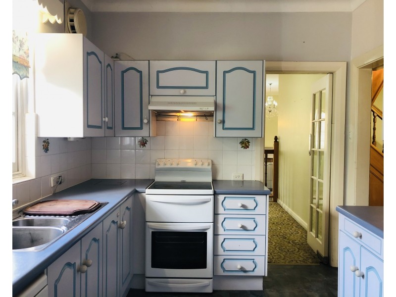 82 Shepherds Hill Road, Bellevue Heights SA 5050