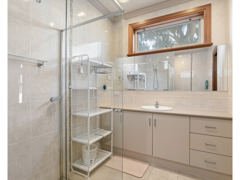 5 Myrtlebank Terrace, Stonyfell SA 5066
