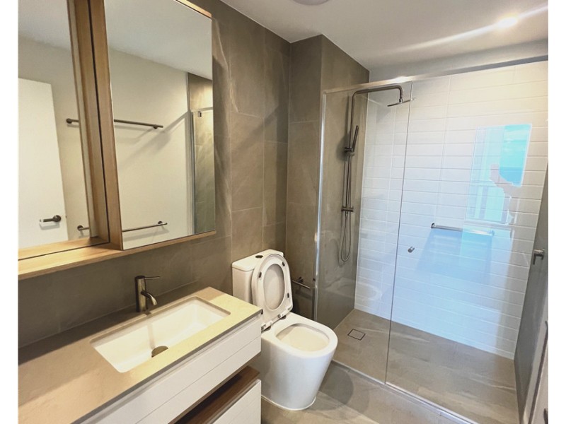 1302/12-18 Philip Avenue, Broadbeach QLD 4218
