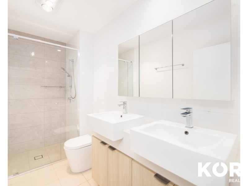 16 Outrigger Circuit, Hope Island QLD 4212