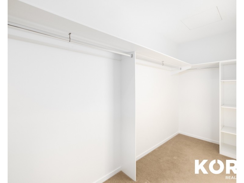 16 Outrigger Circuit, Hope Island QLD 4212