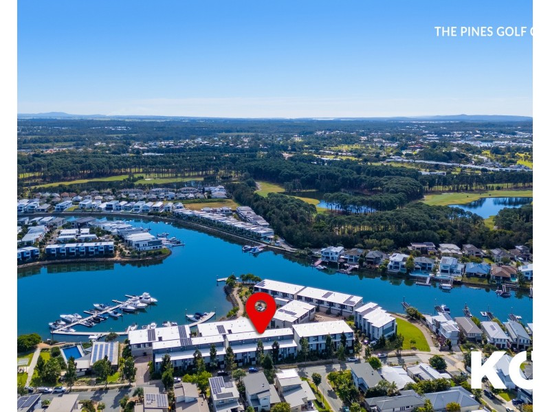 16 Outrigger Circuit, Hope Island QLD 4212