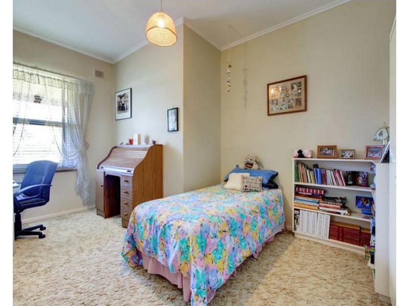 62 Bradley Grove, Mitchell Park SA 5043