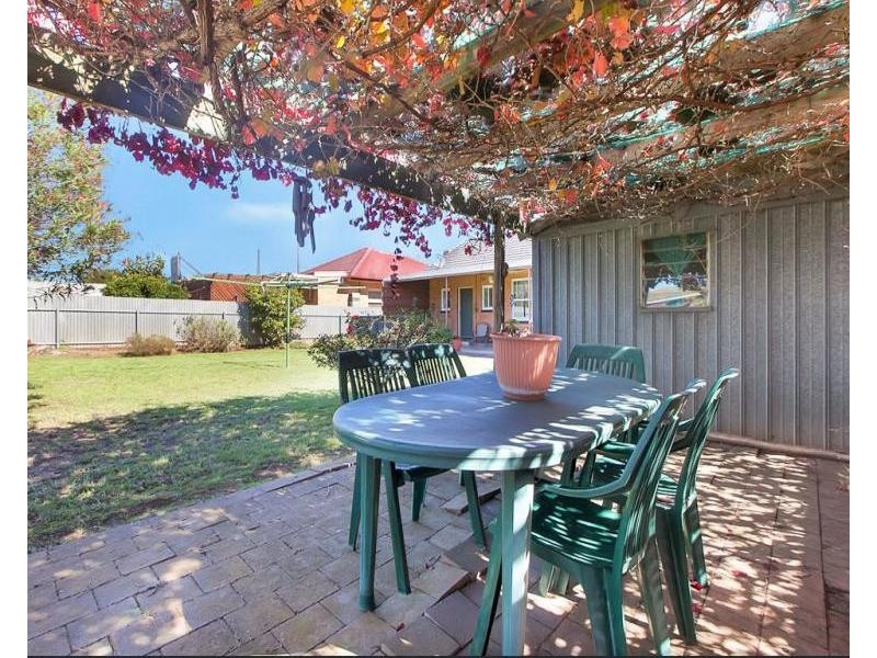 62 Bradley Grove, Mitchell Park SA 5043