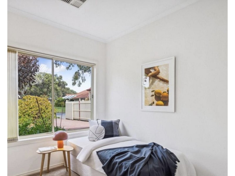 15 Sheaoak Drive, Mawson Lakes SA 5095