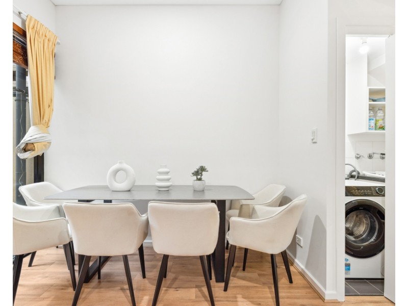 8 Heaslip Close, Adelaide SA 5000