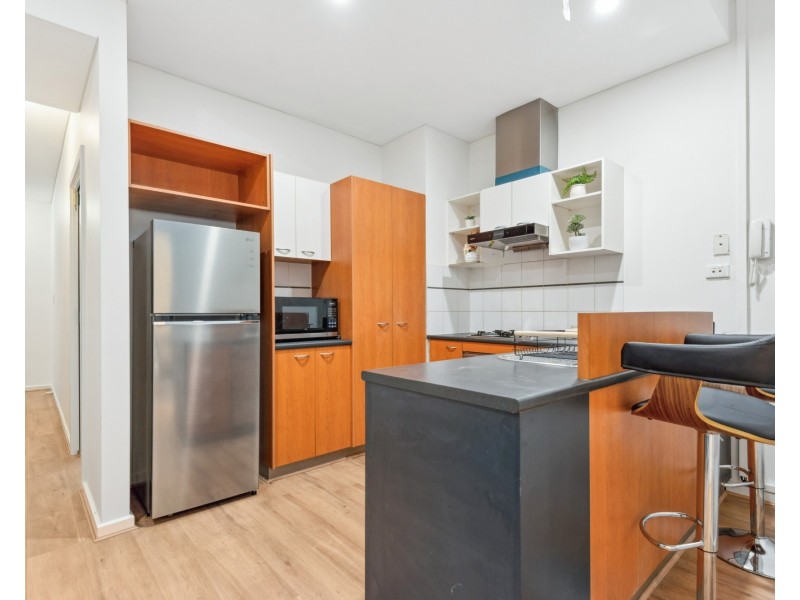 8 Heaslip Close, Adelaide SA 5000