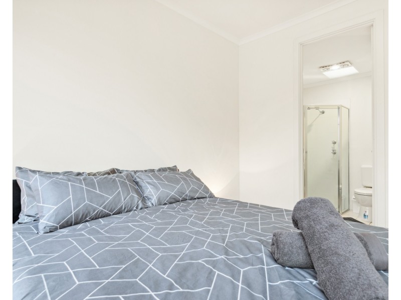 8 Heaslip Close, Adelaide SA 5000