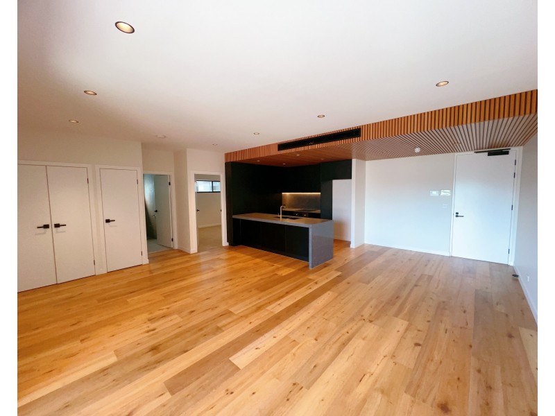 202/25 Bank Street, West End QLD 4101