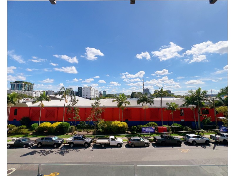 202/25 Bank Street, West End QLD 4101