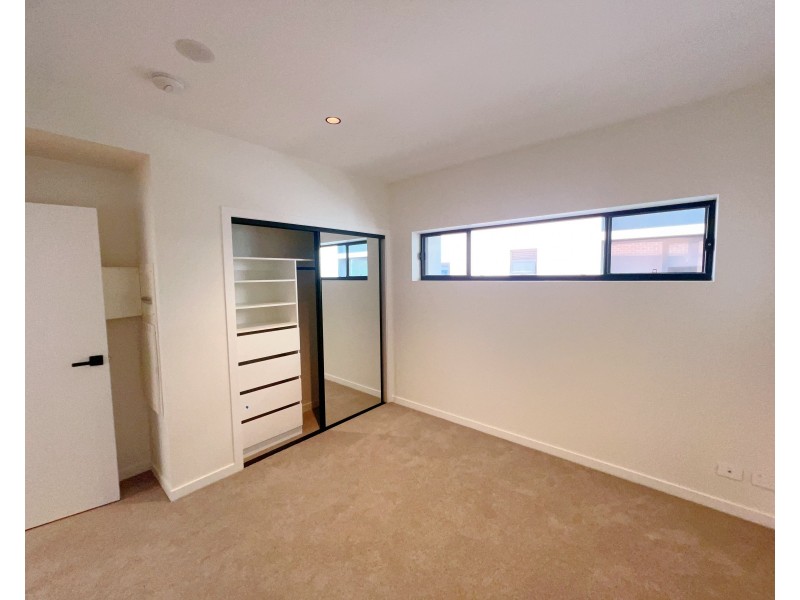 202/25 Bank Street, West End QLD 4101